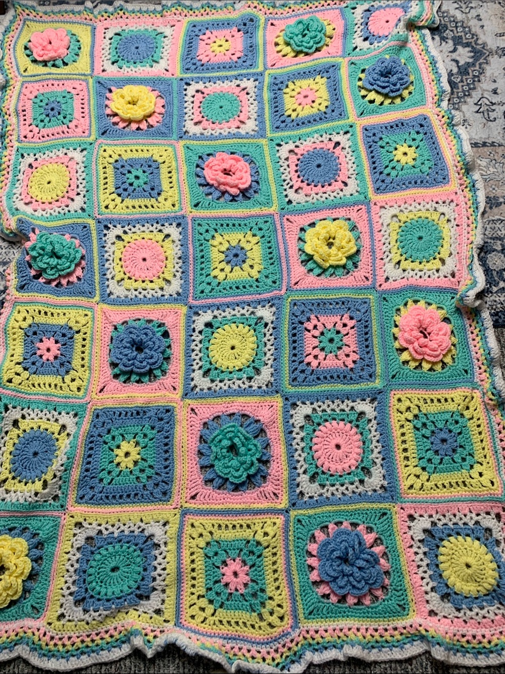 Vinegar Crochet Knit Pastel Granny Square Floral Blanket Grannycore 54 X 63 Pink